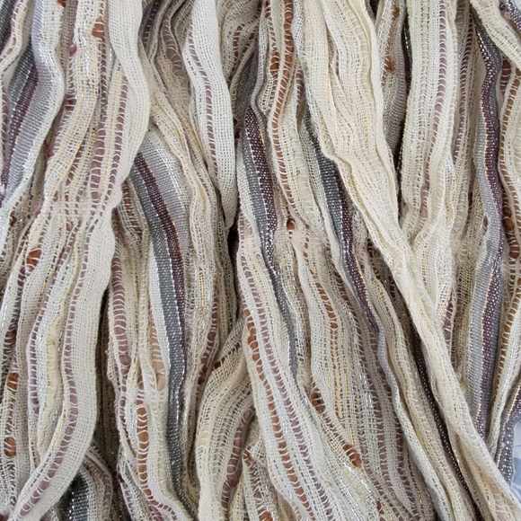 NWT Avenue Beige Scarf - Picture 2 of 8